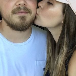 Meet your Posher, Yana